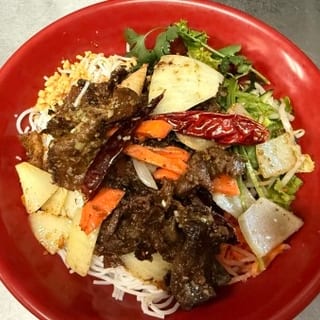 Pan Fried Lemongrass Beef or Shrimp Noodle