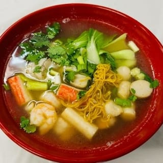 Egg Noodle with Seafood