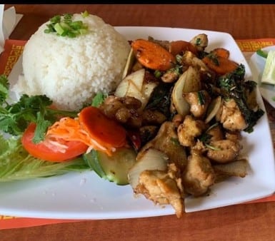 Stir Fried Basil Chicken, Beef, or Shrimp with Rice.