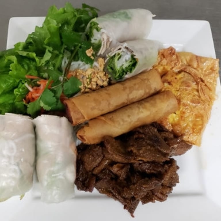 Crab Delights: Vietnamese and Asian Fusion Specialties